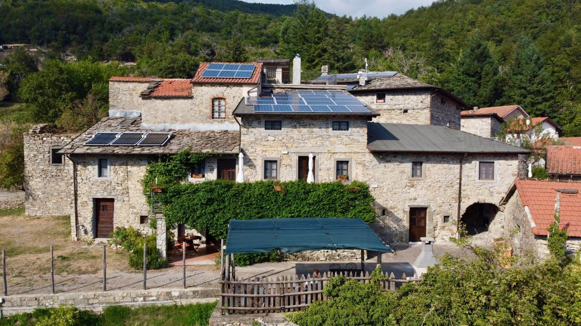 Agriturismo Montagna Verde Apella Licciana Nardi Exterior photo